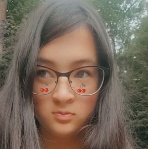 Meet your Posher, Jacqueline